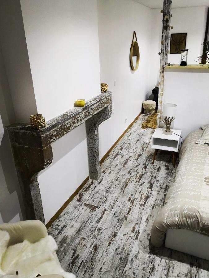 Studio Zen Et Cosy, Neuf En Pleine Ville Saint-Claude Exteriér fotografie